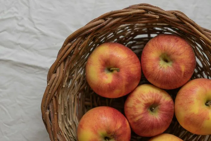 Apples