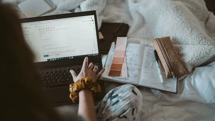 Workers Confess Which 30 Basic Everyday Skills Are Shockingly Rare In The Office