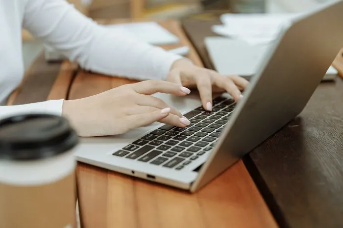 Workers Confess Which 30 Basic Everyday Skills Are Shockingly Rare In The Office