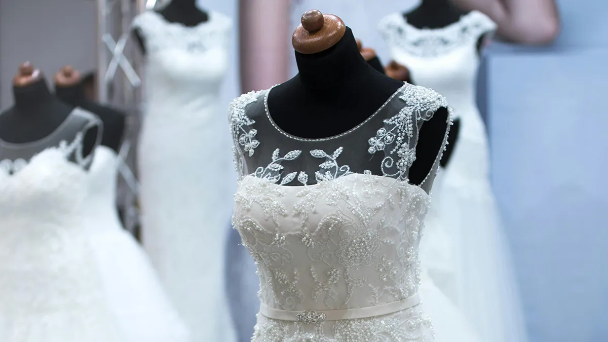 Pregnant Bride Storms Out Of Cousin’s Shop After Demanding A Free New Dress