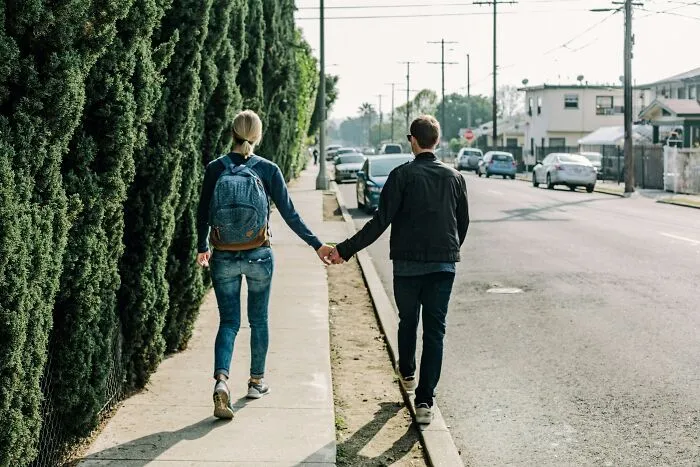 “A Few Times Per Day”: 30 Surprising Answers To How Often People Regret Marrying Their Partner