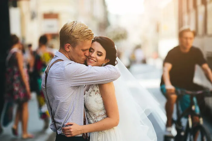 “A Few Times Per Day”: 30 Surprising Answers To How Often People Regret Marrying Their Partner