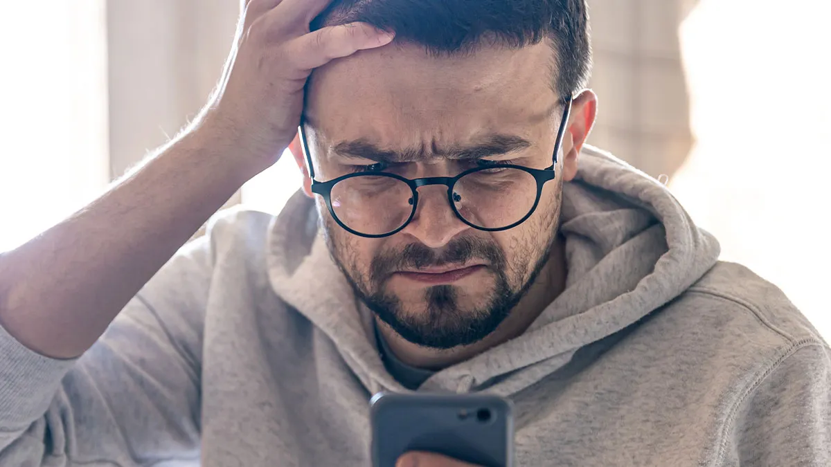 Guy Faces The Biggest Crisis Of His Life After Discovering Roommate Hasn’t Paid Rent In Months