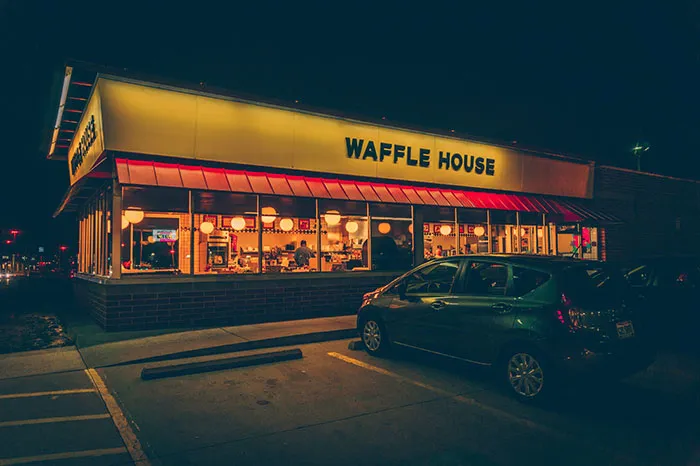 It’s Time To Leave: 30 Dining Warning Signs, Shared By People Online