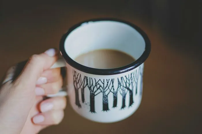 30 Folks Online Said These Things Are “Must-Haves” During Any Trip