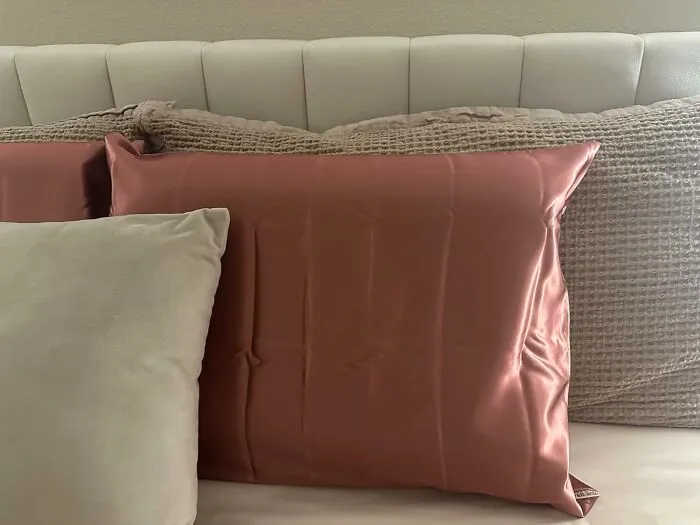 Satin Smooth Hair, Sans The Salon Visit? It All Starts With A <a Style="Display:inline;" Href="Https://Www.amazon.com/Kitsch-Pillowcase-Cooling-Standard-Charcoal/Dp/B09gyqsgsw?ie=utf8&linkcode=ll1&tag=bpzebra-20&linkid=ea1cdccc591eb3208e6f8339d95ed215&language=en_us&ref_=as_li_ss_tl" Target="_blank"><span Style="Font: Inherit; Color: #d74b1f;"> Satin Pillowcase </Span>