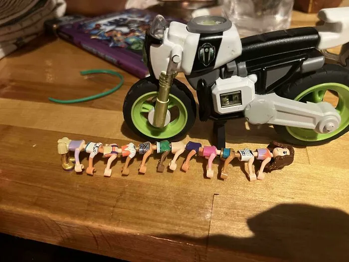 Gracias, odio el ciempiés humano de Lego