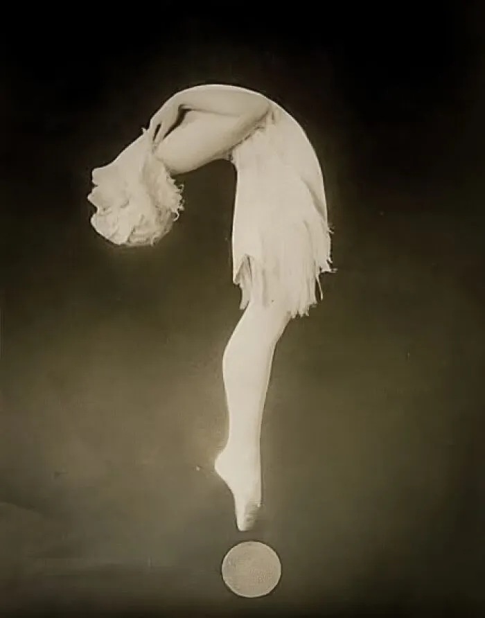 Harriet Hoctor (1905-1977) ♥️ American Ballerina, Choreographer, Actress And Dance Instructor In A Back Bending Pose As A Question Mark For A 1925 Photograph By Bloom Studio Of Chicago