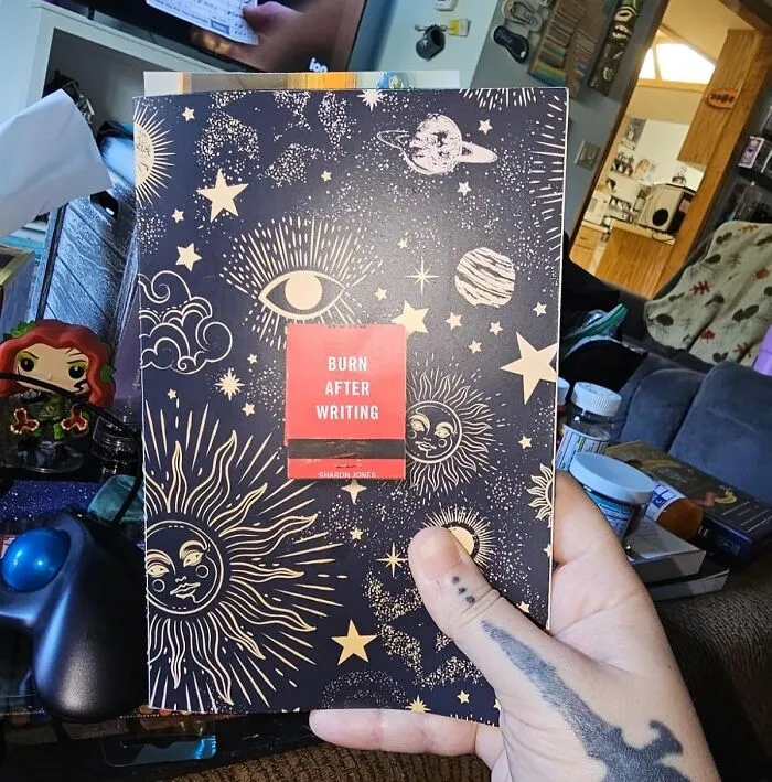 Put Down Your Phone And Pick Up This <a Style="Display:inline;" Href="Https://Www.amazon.com/After-Writing-Celestial-Sharon-Jones/Dp/059318968x?ie=utf8&linkcode=ll1&tag=bpboar-20&linkid=01677b6da56def56aa27b26aa678e56a&language=en_us&ref_=as_li_ss_tl" Target="_blank"><span Style="Font: Inherit; Color: #d74b1f;"> Burn After Writing</Span> Journal Because Sometimes The Only Notifications You Need Are From Your Soul