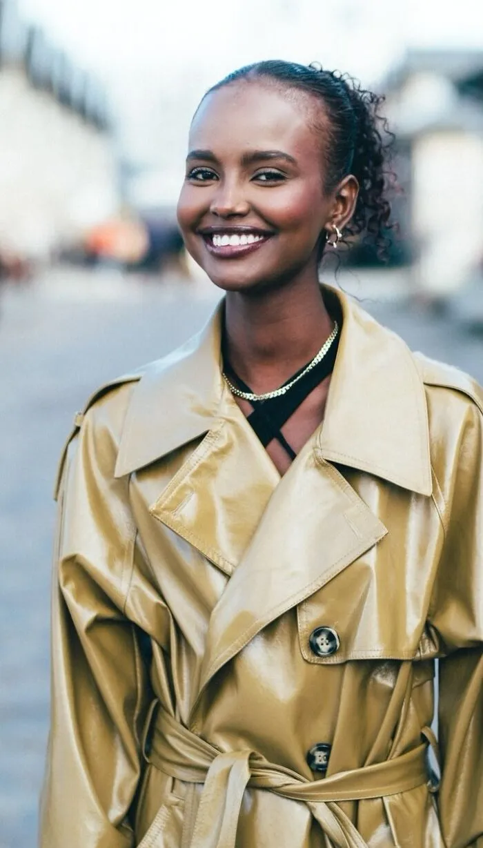 40 Strangers Who Stood Out On The Street, Captured By This Photographer