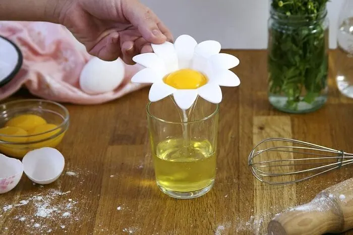Crack Open Your Eggs With A Touch Of Whimsy Because This <a Style="Display:inline;" Href="Https://Www.amazon.com/Peleg-Design-Plastic-Separator-Extractor/Dp/B07p7wxdw7?th=1&linkcode=ll1&tag=bppanther-20&linkid=9d35813117744a414ca2dfdcc742339b&language=en_us&ref_=as_li_ss_tl" Target="_blank"><span Style="Font: Inherit; Color: #d74b1f;"> Daisy Egg Separator</Span> Is The Floral Kitchen Tool Your Countertop Didn’t Know It Was Missing