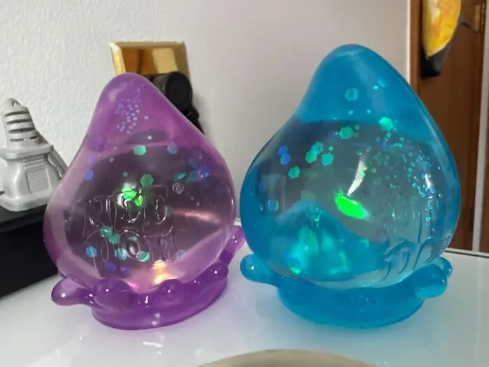 Stress Melting Required: This <a Style="Display:inline;" Href="Https://Www.amazon.com/Schylling-Needoh-Dream-Drop-Sensory/Dp/B0d6d6tpql?ie=utf8&th=1&linkcode=ll1&tag=bpwolf-20&linkid=3ae4624ff3a7fd3a19bf7d54d6e3584e&language=en_us&ref_=as_li_ss_tl" Target="_blank"><span Style="Font: Inherit; Color: #d74b1f;"> Needoh Dream Drop </Span> Fits In Your Pocket, And Offers Your Hands The Squishy Sensation Whenever Anxiety Strikes