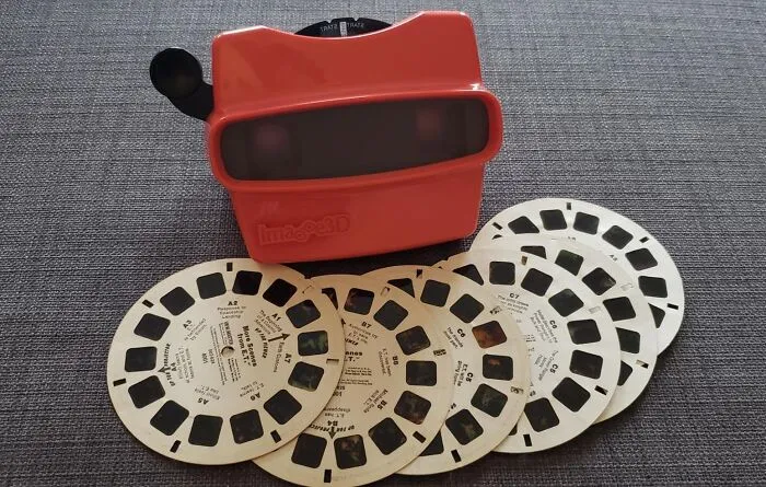 Give This <a Style="Display:inline;" Href="Https://Www.amazon.com/Image3d-Custom-Viewfinder-Reel-Retroviewer/Dp/B07w4y78s5?ie=utf8&linkcode=ll1&tag=bprooster-20&linkid=0db0b0f2af7db2e78ed451ecf8d4d0c3&language=en_us&ref_=as_li_ss_tl" Target="_blank"><span Style="Font: Inherit; Color: #d74b1f"> Custom Viewfinder </Span> A Whirl It Will Bring Back The Magic Of Personalized Memories Where You Can Create Your Own Vintage-Inspired Snapshots, Capturing The Moment Which Will Bring Forth Those Nostalgic Feels