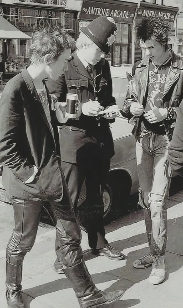 Los Sex Pistols en su mayor momento