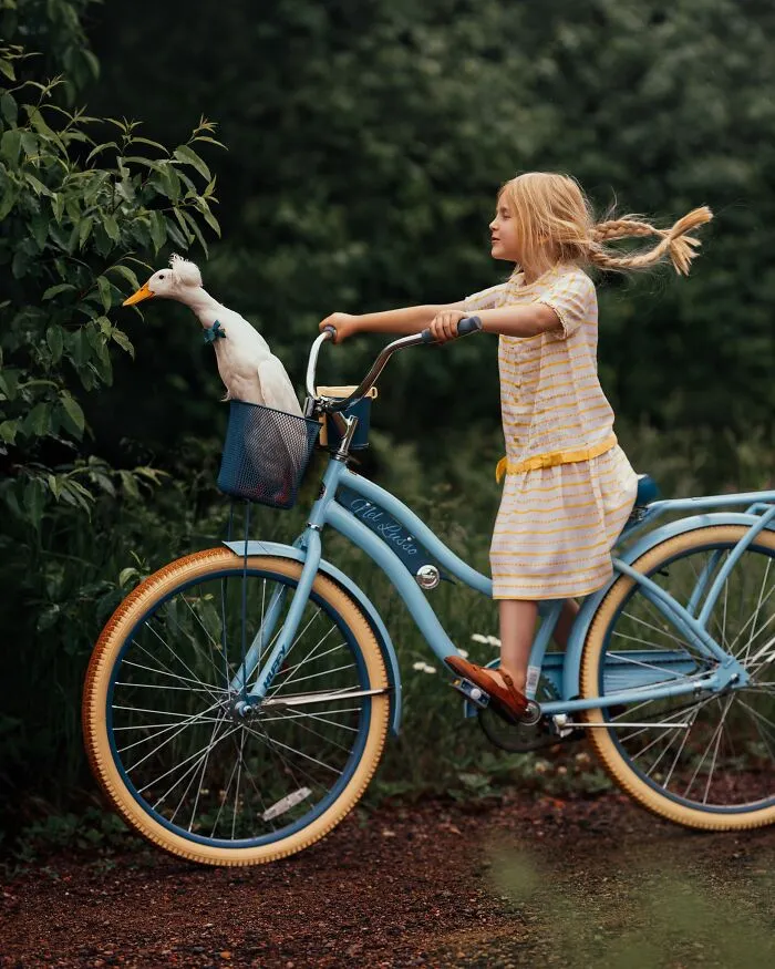 This Mum Captures Her Family’s Everyday Moments In the Most Enchanting Way (30 New Pics)