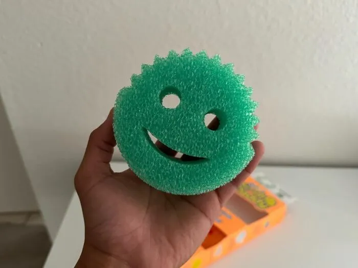 Quality Sponges Like <a Style="Display:inline;" Href="Https://Www.amazon.com/Scrub-Daddy-Color-Sponge-Scratch-Free/Dp/B0cj1nhwgx?ie=utf8&th=1&linkcode=ll1&tag=bpmammoth-20&linkid=880f529356ffde42feb184355f6c8c83&language=en_us&ref_=as_li_ss_tl" Target="_blank"><span Style="Font:inherit;color:#d74b1f;"> Scrub Daddy</Span> Lasts Way Longer Than Cheap Ones