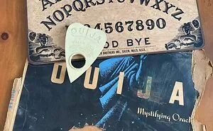 From Lost Diaries To Hidden Passages, Here Are 50 Astonishing Finds Within Old Homes (New Pics)