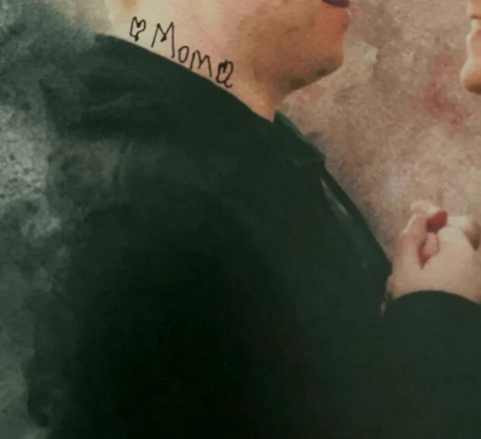 Mi suegra ha vandalizado la foto del libro de invitados
