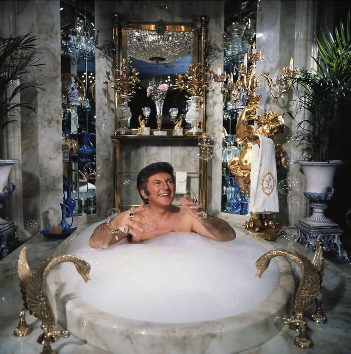 Liberace Takes A Bubble Bath, 1978