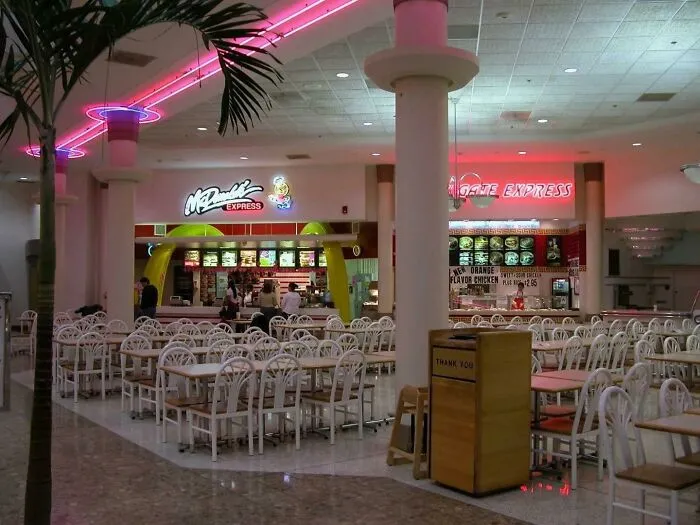 Jamestown Mall ~ Florissant, Mo (1998)