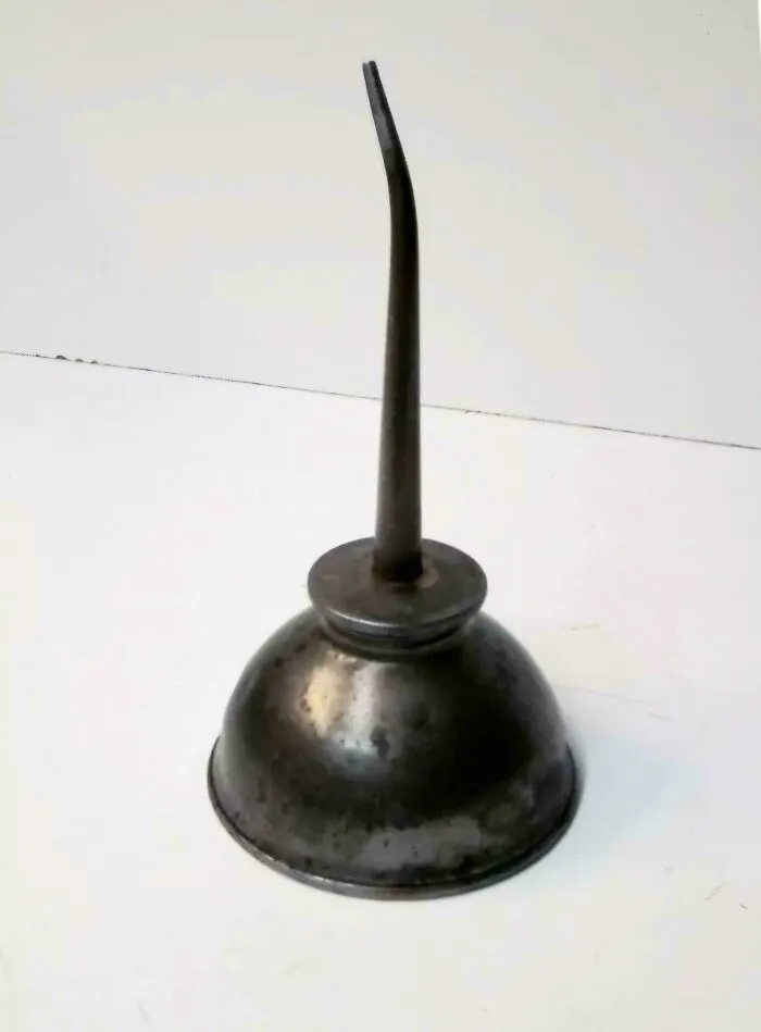 Todos los garajes tenían esto antes de que el WD40 se volviera popular
