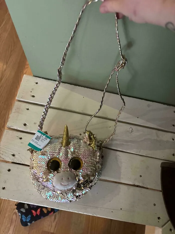 Before I Dropped My Kindergartener Off At School, I Asked If She Wanted Me To Look For Anything For Her While I Thrifted. She Said “Sparkly Unicorn Purse”. The Thrift Gods Had My Back