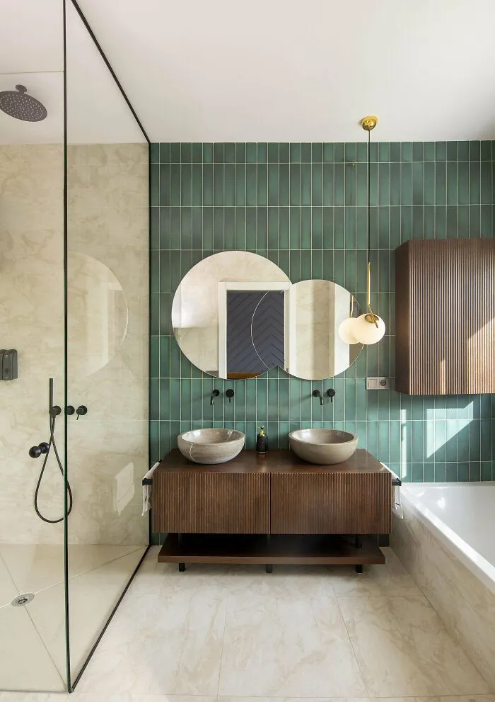 Emerald Green Bathroom (Finally Finished)