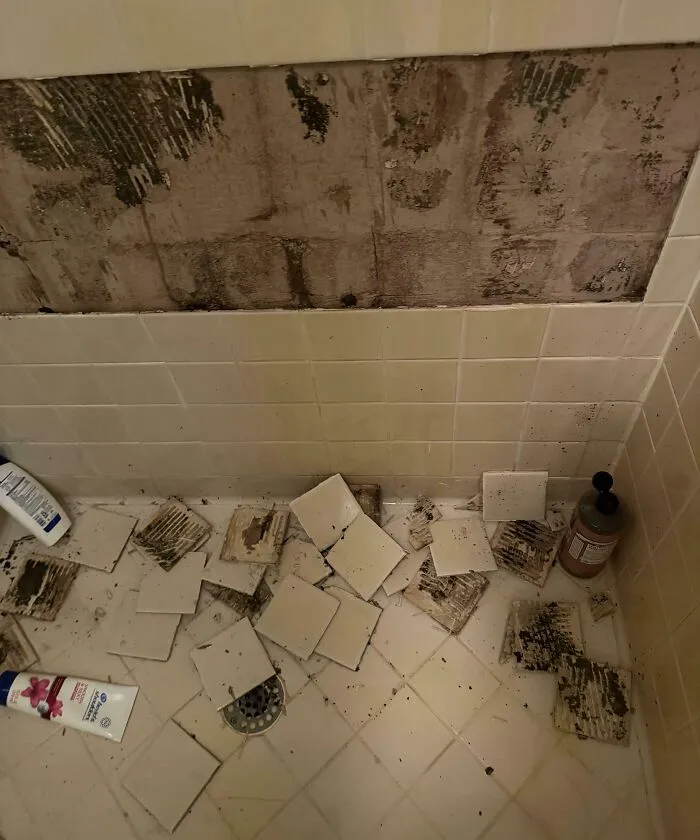 Me duché por primera vez en la casa que acabo de comprar