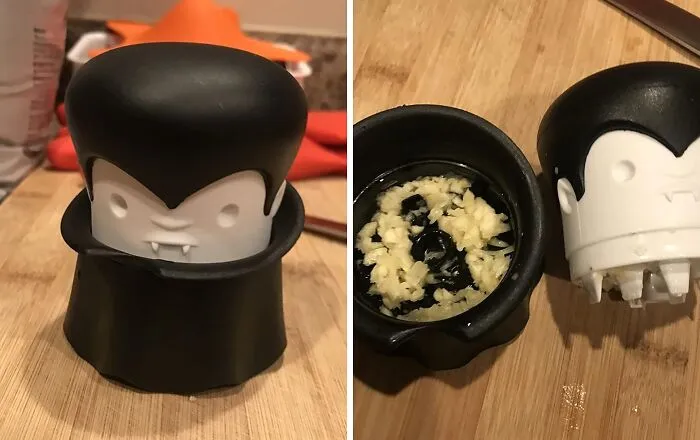 Slay The Vampire Of Flavorless Meals With The <a Style="Display:inline;" Href="Https://Www.amazon.com/Gracula-Garlic-Twist-Crusher-Ototo/Dp/B076cttzkx?ie=utf8&th=1&linkcode=ll1&tag=bppear-20&linkid=5724ff0f4a5853bae33e7546e93a0d33&language=en_us&ref_=as_li_ss_tl" Target="_blank"><span Style="Font: Inherit; Color: #d74b1f;"> Gracula Garlic Crusher</Span> That's Sucking The Hassle Out Of Cooking