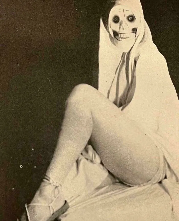 Revista Arte y Cámara, 1952