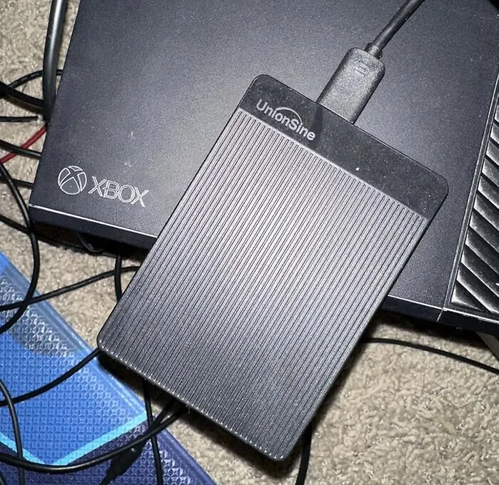 Don't Forget About Digital Spring Cleaning! Invest In A Good <a Style="Display:inline;" Href="Https://Www.amazon.com/Unionsine-Portable-External-Storage-Compatible/Dp/B091fsxh5v?ie=utf8&th=1&linkcode=ll1&tag=bpeagle-20&linkid=0ad55cfec03d90611bc9ff756650d368&language=en_us&ref_=as_li_ss_tl" Target="_blank"><span Style="Font:inherit;color:#d74b1f;"> Harddrive </Span> To Kickstart Your Digital Detox Journey