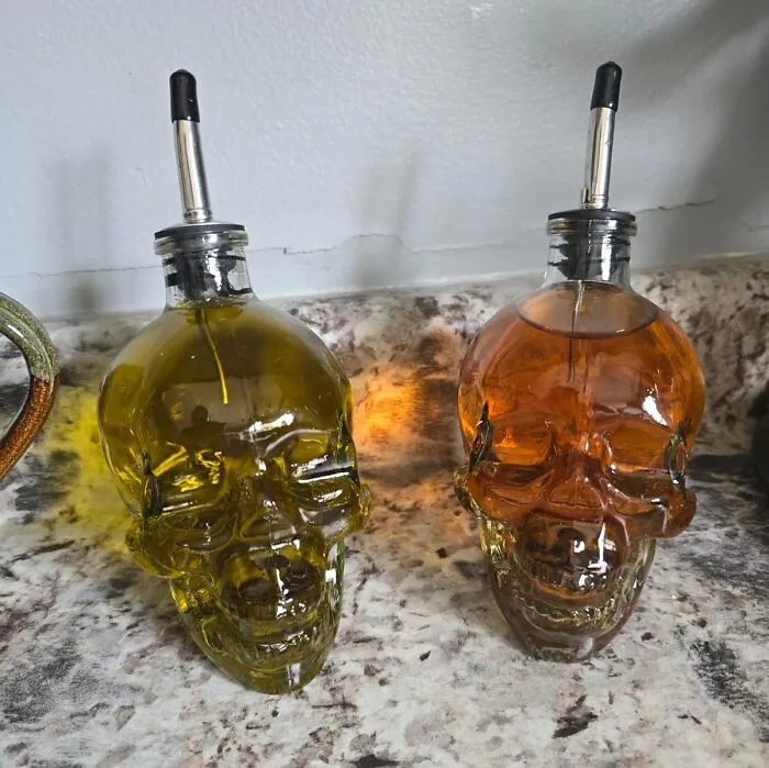 Because Even Your Kitchen Deserves A Little Mortality Reminder, The <a Style="Display:inline;" Href="Https://Www.amazon.com/Gusnilo-Dispenser-Vinegar-Bottle-Stainless/Dp/B09yy74n6x?ie=utf8&th=1&linkcode=ll1&tag=bpkoala-20&linkid=3d4b70ae749f905ecc8d9d23bcdb261c&language=en_us&ref_=as_li_ss_tl" Target="_blank"> <span Style="Font: Inherit; Color: #d74b1f;"> Skull Shaped Olive Oil Dispenser </Span> Is The Perfect Way To Add A Dash Of Darkness To Your Cooking Routine