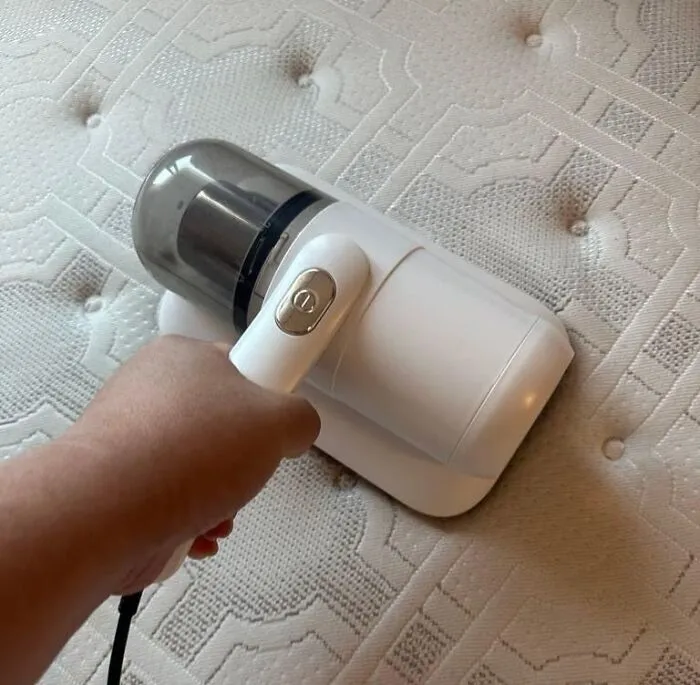 The Secret's Out: Your Mattress Has Been Harboring A Creepy Crawly Crew Of Dust Mites, Dead Skin Cells, And Who-Knows-What-Else, But A Deep Dive With A <a Style="Display:inline;" Href="Https://Www.amazon.com/Masterhome-Mattress-Cleaner%ef%bc%8c12kpa-Effectively-Mattresses/Dp/B0clr16g6x?ie=utf8&th=1&linkcode=ll1&tag=bpstingray-20&linkid=80b239f0a0241aee7bd94c64d3fa0d6d&language=en_us&ref_=as_li_ss_tl" Target="_blank"><span Style="Font: Inherit; Color: #d74b1f;"> Mattress Vacuum </Span> Will Suck Out The Gross And Leave Your Bed Feeling Fresh And Clean - Sweet Dreams Are Made Of This