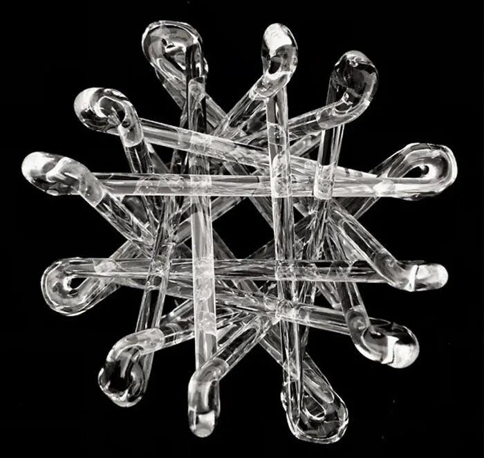 Anduriel Widmark’s World Of Glass: Geometry, And The Magic In Between (10 Pics)