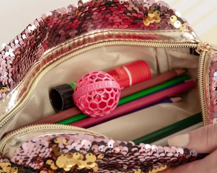 The Clean Ball - The Clever Way Of Cleaning Purses, Bags, Backpacks And School Bags (Pink)