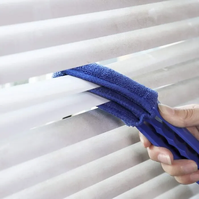  Make Quick Work Of The Most Annoying Chore With This <a Style="Display:inline;" Href="Https://Www.amazon.com/Dp/B076slxgnf?ascsubtag=7682859%2c48%2c54%2cd%2c0%2c0%2c0%2c900%3a2%3b974%3a3%3b1125%3a2%3b1338%3a1%2c46934274%2c0%2c0%2c0&btn_ref=srctok-98a754b3c0d79bdb&th=1&linkcode=ll1&tag=bppeacock-20&linkid=a7fda730b11ca8b55b29fabcc703de7f&language=en_us&ref_=as_li_ss_tl" Target="_blank"><span Style="Font:inherit;color:#d74b1f;"> Blind Duster</Span> 