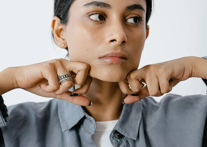 “Vaseline”: 30 Beauty Secrets That Every Woman Should Know