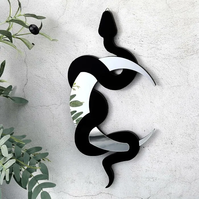 This <a Style="Display:inline;" Href="Https://Www.amazon.com/Weysat-Crescent-Hanging-Decorative-Bathroom/Dp/B0bhstqrb4?crid=1ygiux37reenx&dib=eyj2ijoimsj9.mom_onbnza4bae1mugcyaxsvo9nbtbleklphzglnz5wzyzqw76iwbwshfqx2fjzoyjfbmedackzswzvqleqrvsy2th2aevpci3ctly0n1wxk03xhjajvav9b663jl33ogtyhkfj5uz0ywmhkgyq2g9u-Hlgkxacpb8qai_rxreityxkzgxkkxey9ypocqzp06sjubkcsnmnhze5u4hz_vhfcuede-Fxtmjnag_jw9qmo0ppz9qtdwyvfqasr1vvbndswkseeibm-Kizr1szw-Wnmgibfkj44ukxlpmnvn22trso9gyx0pcyjbn5txjyjag8t56faxgethlyxe6u6n86eoxhlu_zznlxrutqequnsviovwhwggvwdsepb-Xqadmoxqav3bzbptsxsa_vzkfo8n8div0o_aa-Ettwbypn0d2pevhkrsklpcjf4eeza.ec4rjweicl4h8w4-_imi2avd6nzltqzn_kmrcq1l02c&dib_tag=se&keywords=fun+mirror&qid=1741350099&sprefix=fun+mirro%2caps%2c254&sr=8-37&linkcode=ll1&tag=bparmadillo-20&linkid=919e4be7015475ff99e1ba7b9697d76a&language=en_us&ref_=as_li_ss_tl" Target="_blank"><span Style="Font: Inherit; Color: #d74b1f;"> Snake And Crescent Moon Mirror </Span> Is All You Need To Get Ready For The "Reputation - Taylor's Version" Drop
