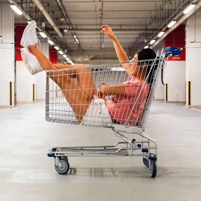Your Shopping Trolley Is A Petri Dish On Wheels, But These <a Style="Display:inline;" Href="Https://Www.amazon.com/Wet-Ones-Antibacterial-Lavender-Moisturizing/Dp/B0bnp82kth?crid=2t868l6mhth55&dib=eyj2ijoimsj9.iqtywrmwgjfrpbfpibtje6xbdck9gagq3isngrwlpyklg88decsdfhqo2z7_o0bry0kolb5hczue_ckpwkiw65x1ojlib6lo5gx0ndvdelaqmiegxcri01wt5-Mxdnjy8ghzhmwt244qacebanmrkreyrqcjag7nralvqjnzzgssxtjbbrxvf_fanyi-Vxyrmywlm44b4o83uywrpajsabpijd0kso2-Q9dghhbqjf46dalm0zngnczxspni0h435jbt5frxznmkzo8givwthf5kyoeo6rt5rdtk38txtmm.yaumgynm3xw2m0rbj1mph-Xpz_z4vykjo1ncukhm3zy&dib_tag=se&keywords=hand+sanitizer+wipes&qid=1741343120&rdc=1&sprefix=hand+sanitizer+wipes%2caps%2c219&sr=8-1-Spons&sp_csd=d2lkz2v0tmftzt1zcf9hdgy&psc=1&linkcode=ll1&tag=bplion-20&linkid=c59c357a09a6340ed74d5971386758fa&language=en_us&ref_=as_li_ss_tl" Target="_blank"><span Style="Font: Inherit; Color: #d74b1f;"> Handbag Wetwipes </Span> Are The Quick Swipe You Need - Wipe Down The Handle And Give Your Hands A Refresh, So You Can Shop 'Til You Drop Without Dropping Your Immune System