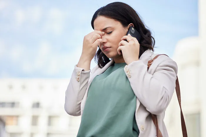 “I Never Talked To Her Again”: 35 Heartbreaking Stories Of How Friendships Ended