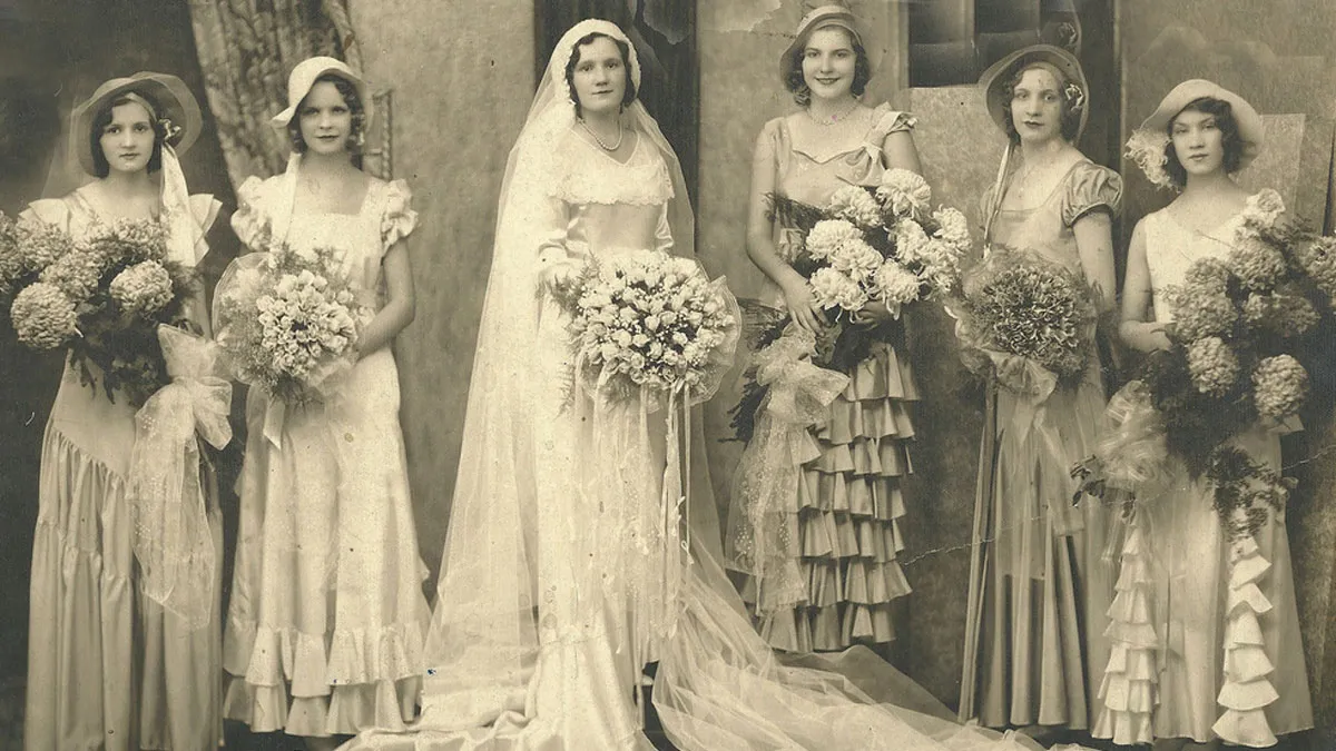 50 Rare Photos From 100 Years Ago That Show Just How Much The World Has Changed