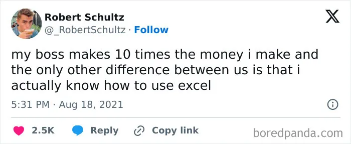 50 Funny Things People Tweeted When They Were Meant To Be Working