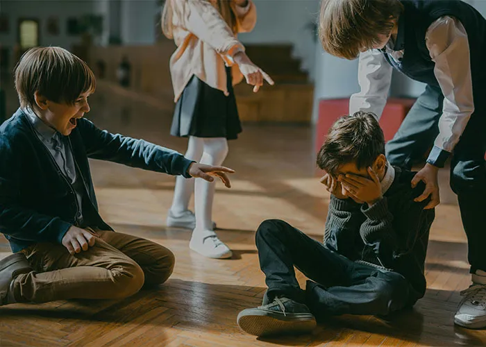 “Putting Their Child In A Beauty Pageant”: 30 Behaviors That Scream “Trashy Parenting”