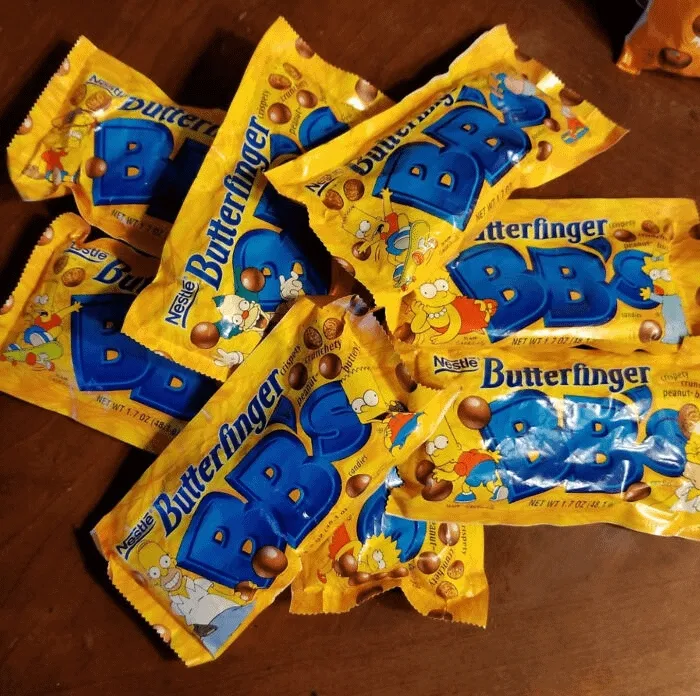 30 Nostalgic Discontinued Products From The Past That Folks Online Wish Could Make Glorious Comeback