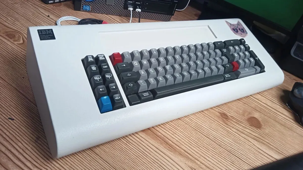 30 Forgotten Relics Worth Quite A Bit Of Money That Could Be Hiding In Your Attic Right Now
