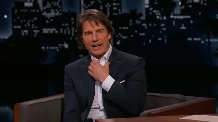 Celebrity Conspiracy Theories That These Folks Think Could Actually Be True (30 Examples)
