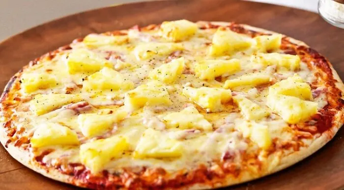 Pizza + Pineapple