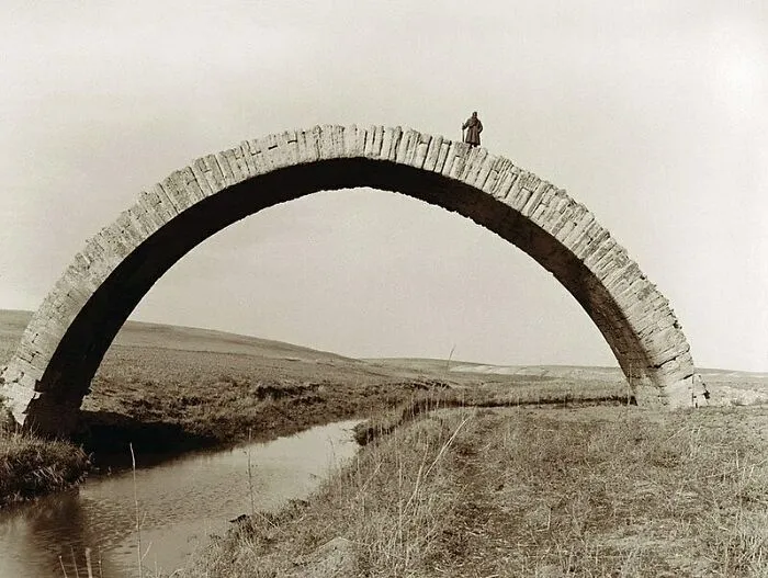 Puente romano en Mosul, Iraq (1930) Foto de Aurel Stein