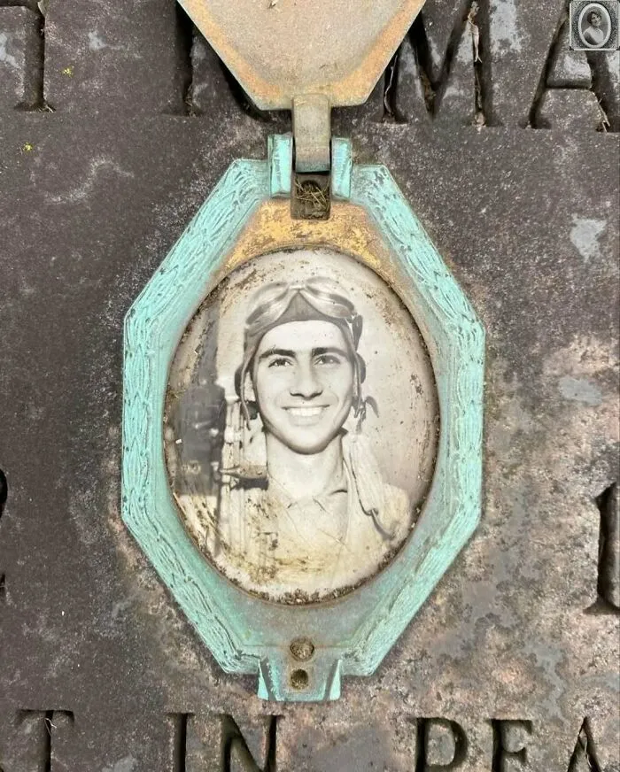 50 Haunting Portraits Found On Tombstones That Tell Stories Of Lives Once Lived
