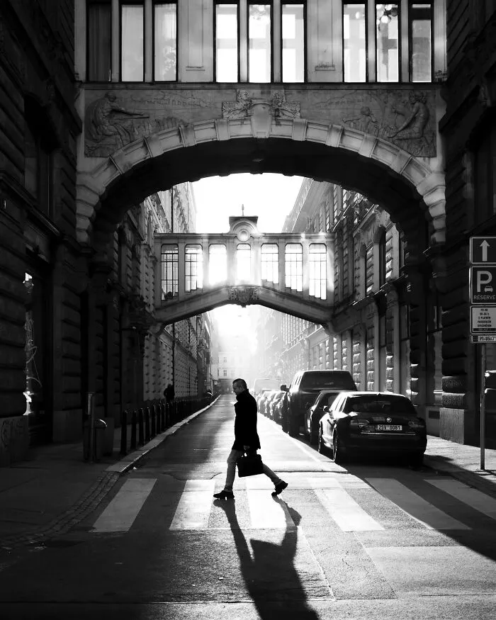 This Artist Captures Raw Energy Of Everyday Life In Black And White (30 Pics)